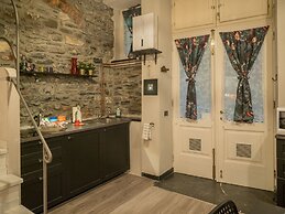 Petrella's Point Studio with AC