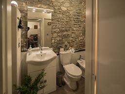 Petrella's Point Studio with AC