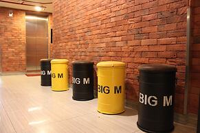 BIG M Hotel