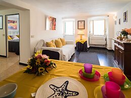 Mainetta Sea View Apartment