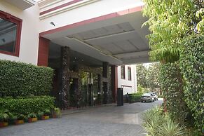 The Ocean Pearl Retreat