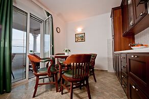 Barba Petra Dvori Apartments