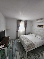 Tarcin Alacati Otel