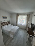 Tarcin Alacati Otel