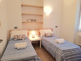 Augusto charming flat with sea view