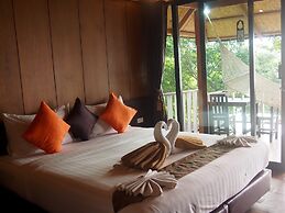 Chareena Hill Resort - Pattaya Beach Koh Lipe