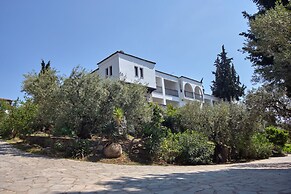 Geranion Village