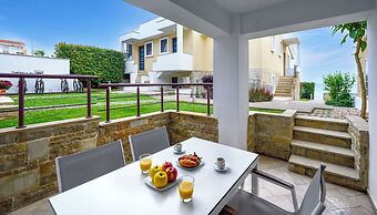 Elpiniki Luxury Apartments