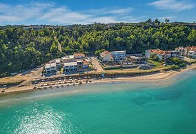 Elpiniki Luxury Apartments