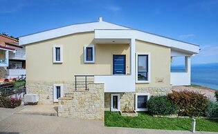 Elpiniki Luxury Apartments