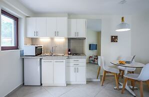 Elpiniki Luxury Apartments