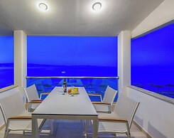 Elpiniki Luxury Apartments