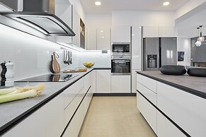 Almyriki Beach Villa