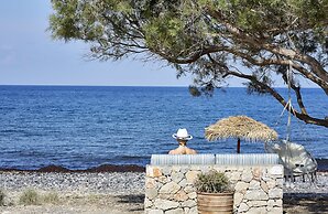 Almyriki Beach Villa