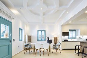 Almyriki Beach Villa