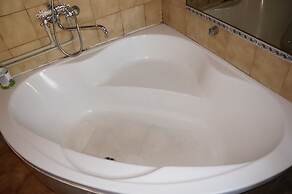 Apartment RF88 on Bronnickaya 14