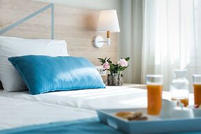 Santorini Main Square