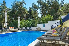 Leandros Hotel