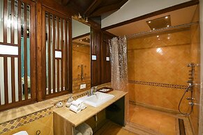 Surya Kiran Heritage Hotel