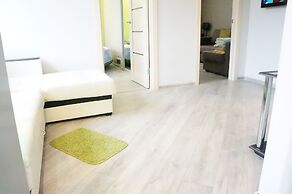 Apartment RF88 with Hot Tub on Moskovsky 220