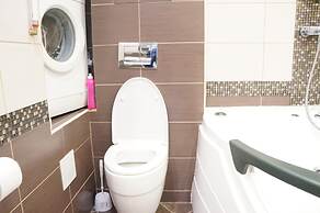 Apartment RF88 with Hot Tub on Moskovsky 220