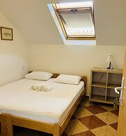 Apartments and Rooms Katja & Egon