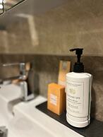 12 Rooms Boutique Hotel