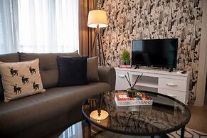 12 Rooms Boutique Hotel