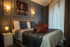 12 Rooms Boutique Hotel