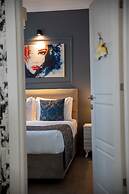 12 Rooms Boutique Hotel