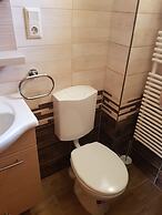 Aranyhal Apartmanház