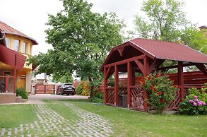 Aranyhal Apartmanház