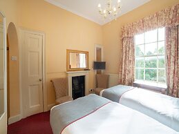 OYO Bailbrook Lodge, Bath