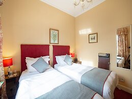OYO Bailbrook Lodge, Bath