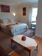 Hogwarts Bed and Continental Breakfast