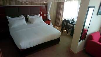 Courtyard International Hotel