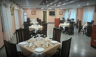 Courtyard International Hotel