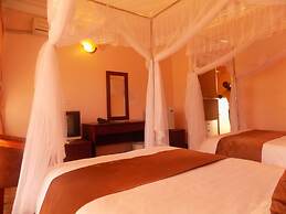 Entebbe Travelle'rs Inn