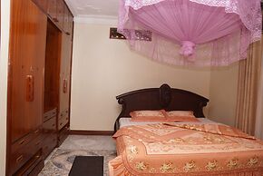 Entebbe Travelle'rs Inn