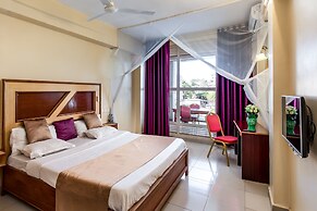 Pulickal Airport Hotel