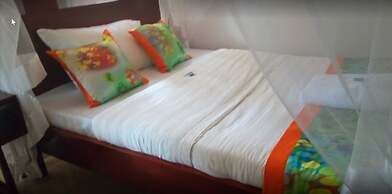 Sheevy's Bed N Breakfast