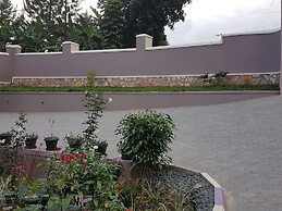 Sheevy's Bed N Breakfast