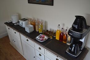 Coed-Y-Fron Guest House