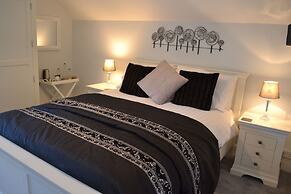 Coed-Y-Fron Guest House