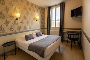 L'Aptois Hotel