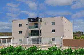Hotel Leon