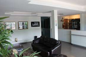 Hotel Leon
