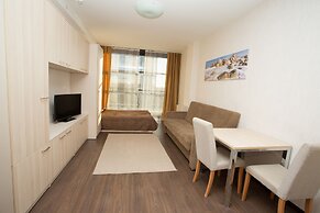 Panoramic Apartments S16