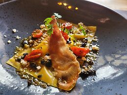 Hôtel Restaurant L'Oustaloun