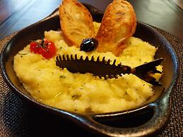 Hôtel Restaurant L'Oustaloun